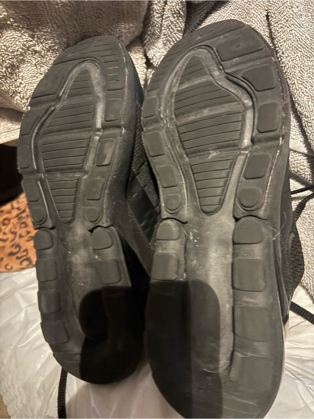 Nike Black Air 270 Athletic Sneakers - Picture 6 of 7